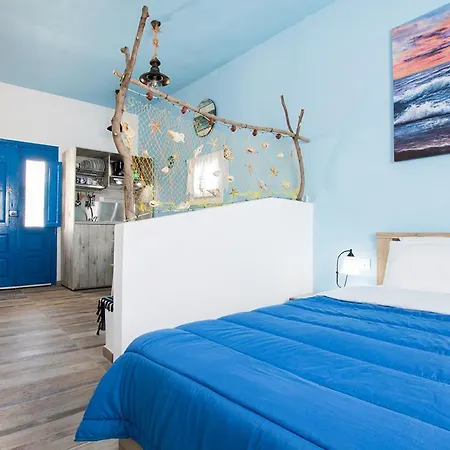 Captain Elias 1 Foiníkion