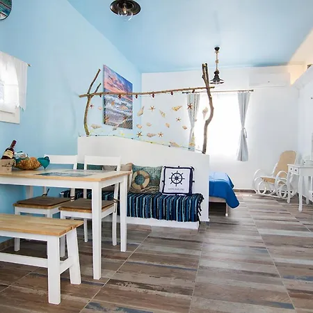 Daire Captain Elias 1