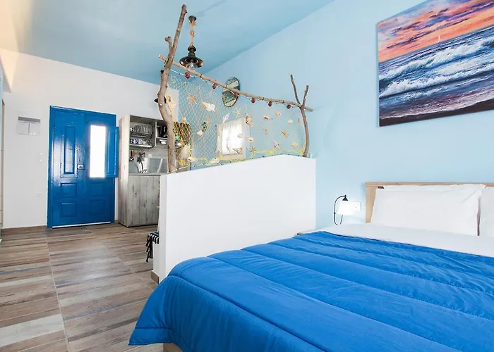 Captain Elias 1 Foiníkion