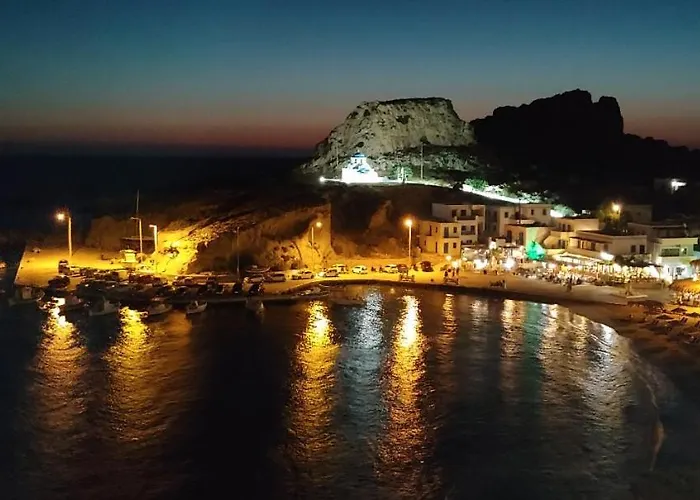 Captain Elias 1 아파트